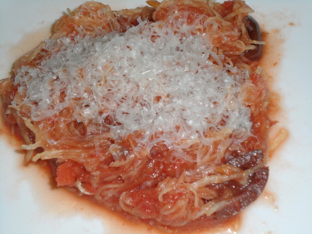 Spaghetti Squash Punttanesca