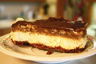 Honey Cheesecake with Pecan Praline Topping